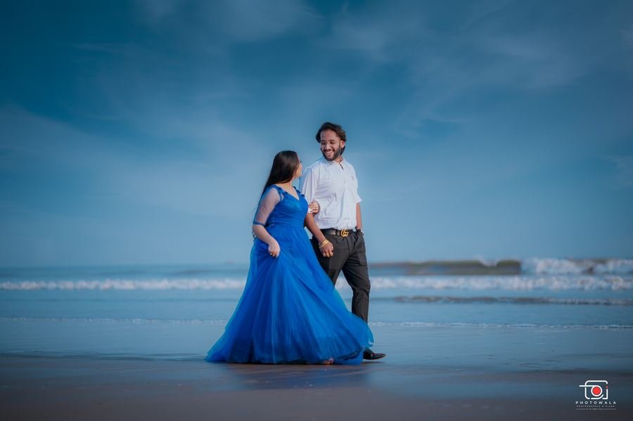Pre-Wedding photography by Photowala