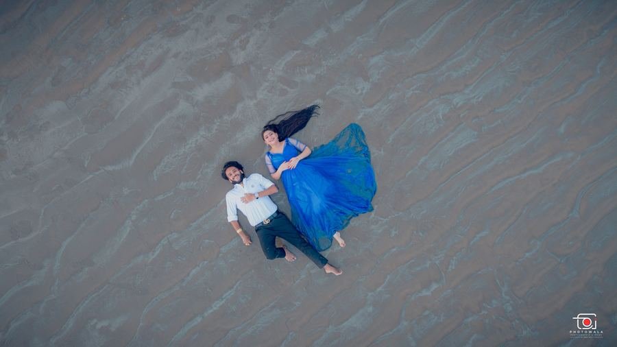 Pre-Wedding photography by Photowala
